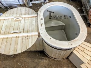 Kunststof Hottub Voor 2 Personen (1)