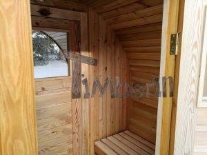 Outdoor Barrel Sauna Met Een Panoramisch Raam (10)