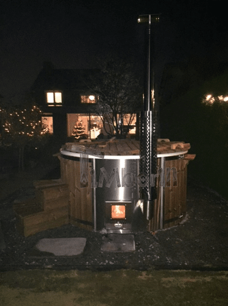 Hottub Fiberglas Met Geïntegreerde Kachel Thermohout Royal, Olaf, Beek, Netherlands