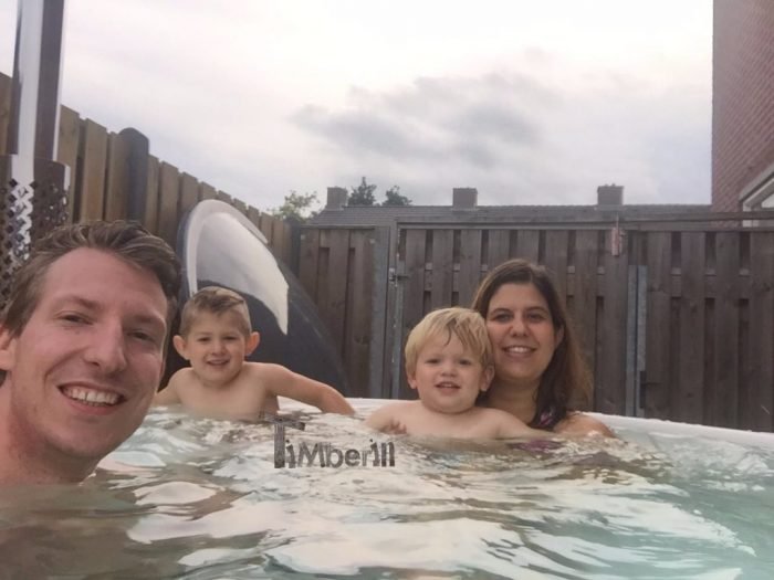 Hottub Fiberglas Met Geïntegreerde Kachel Thermohout Wellness Royal, Anita, Bergen, Netherlands (1)