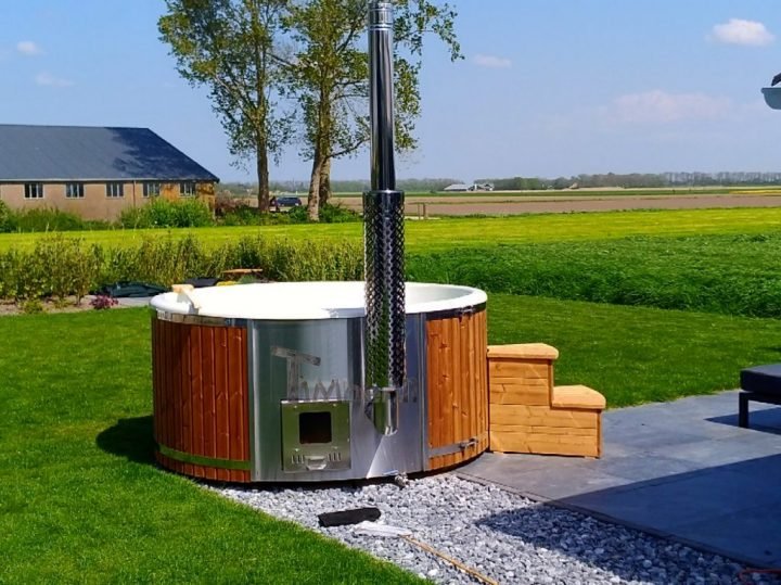 Hottub Fiberglas Met Geïntegreerde Kachel Thermohout Wellness Royal, Maurice, Wieringerwaard, Netherlands