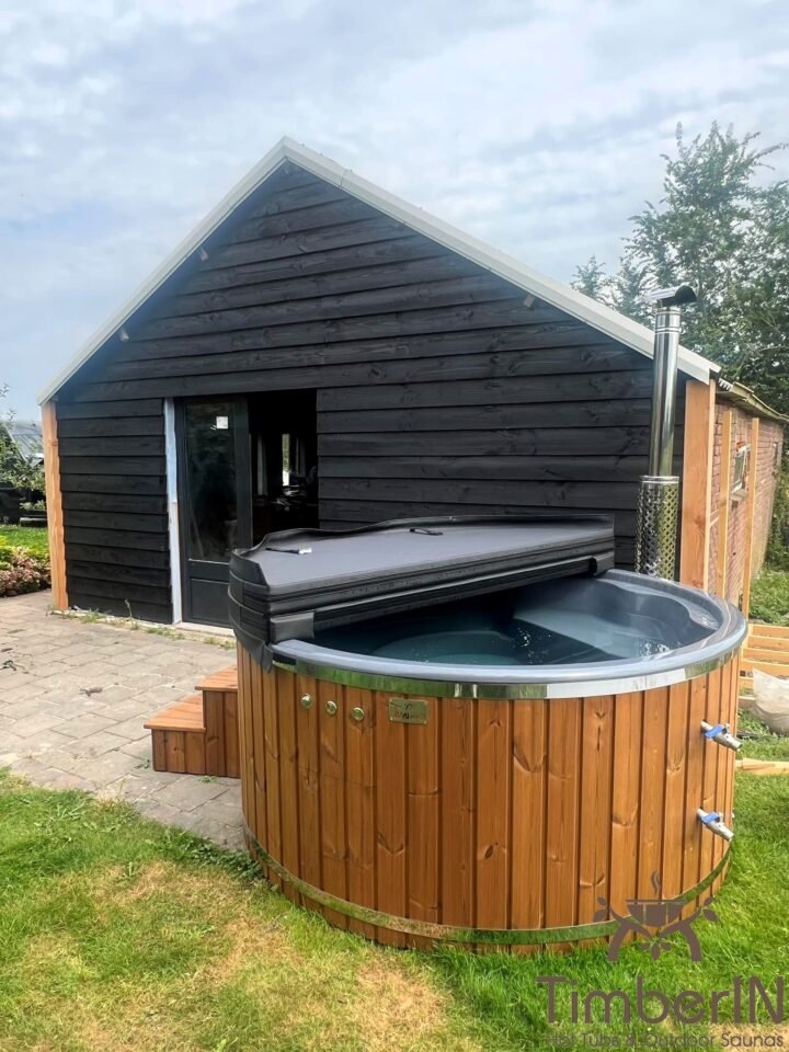 Houtgestookte Hottub Jacuzzi Met Massagejts – TimberIN Rojal