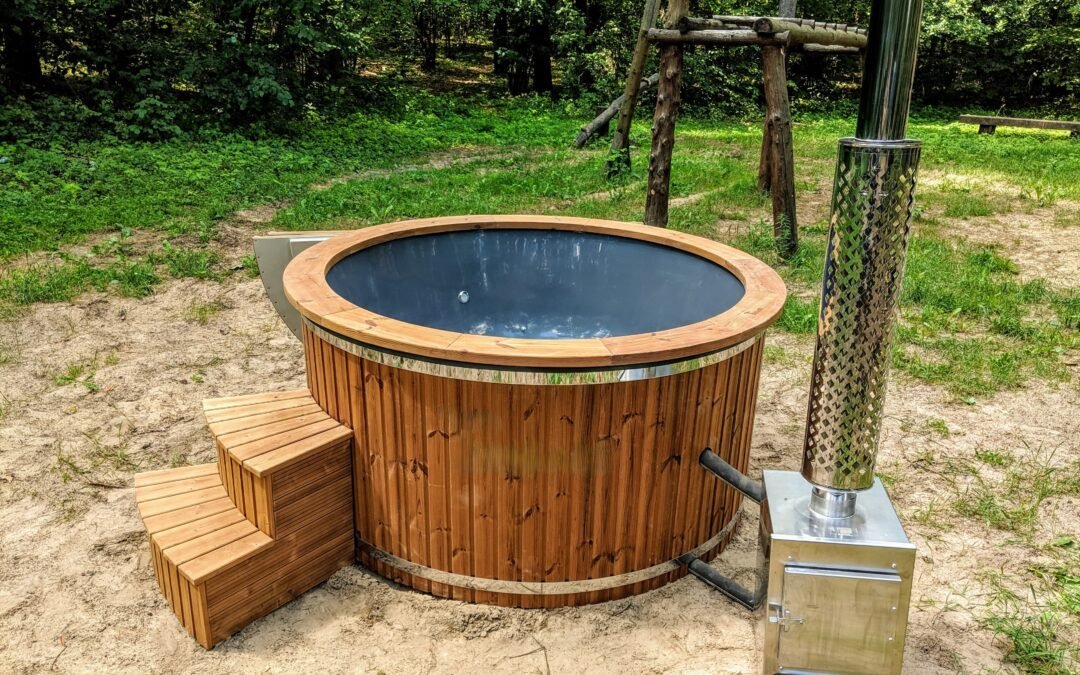 Externe houtkachel bij een hottub